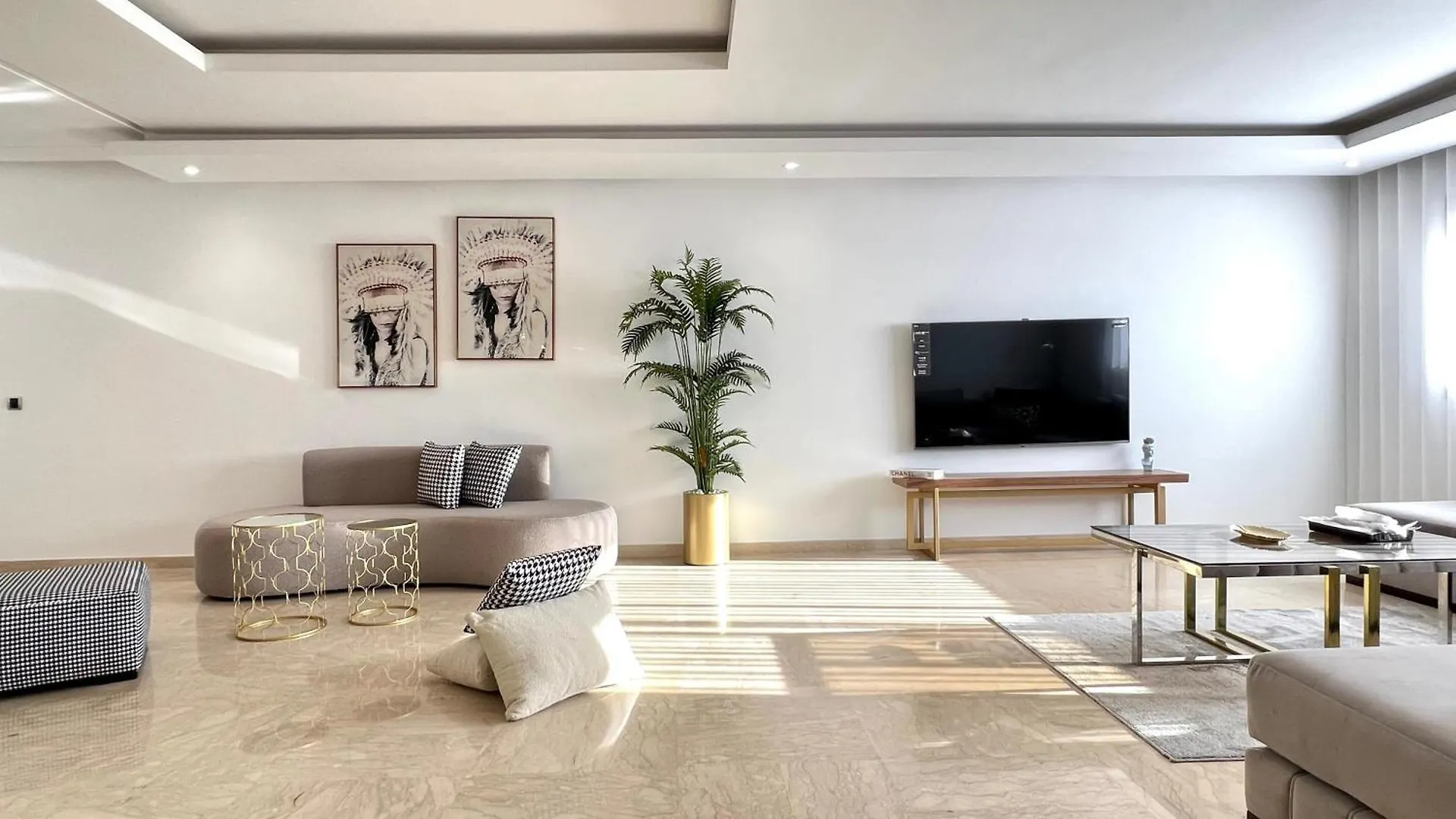 Family 3 Bedrooms- By Appartali Касабланка 0*,